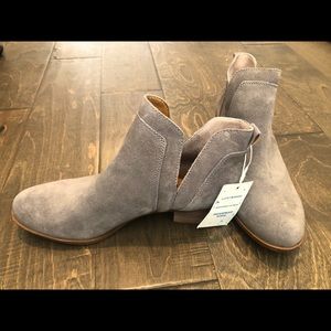 Lucky Bebhina Gray Suade Booties 7.5
